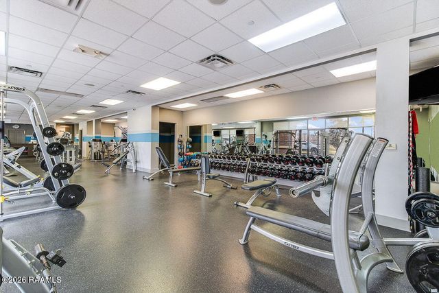 100 Barbados Drive B, Youngsville, LA 70592
