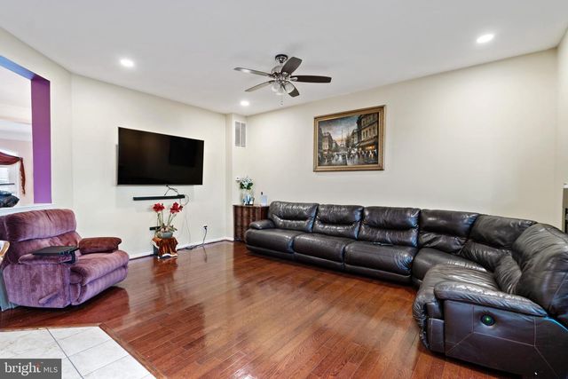 21947 WINDY OAKS SQ, Broadlands, VA 20148