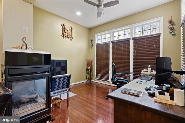 21947 WINDY OAKS SQ, Broadlands, VA 20148