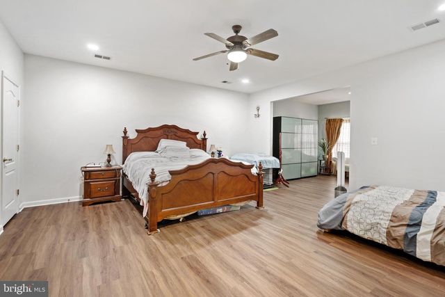 21947 WINDY OAKS SQ, Broadlands, VA 20148