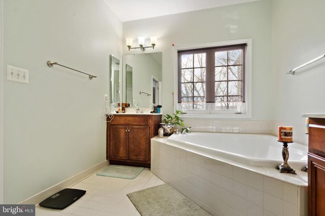 21947 WINDY OAKS SQ, Broadlands, VA 20148