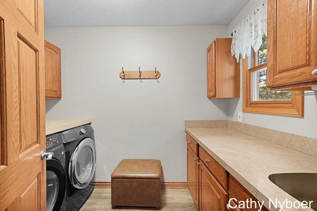9270 Baumhoff Avenue Nw, Sparta Twp, MI 49345