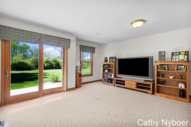 9270 Baumhoff Avenue Nw, Sparta Twp, MI 49345