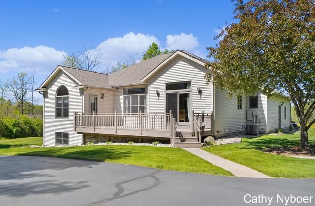 9270 Baumhoff Avenue Nw, Sparta Twp, MI 49345