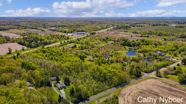 9270 Baumhoff Avenue Nw, Sparta Twp, MI 49345