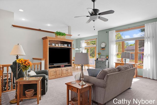 9270 Baumhoff Avenue Nw, Sparta Twp, MI 49345