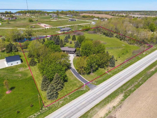 N5627 STATE HIGHWAY 55, Hilbert, WI 54129