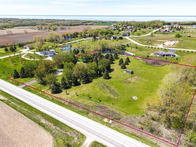 N5627 STATE HIGHWAY 55, Hilbert, WI 54129