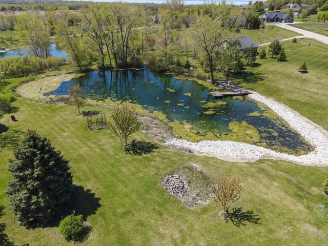 N5627 STATE HIGHWAY 55, Hilbert, WI 54129