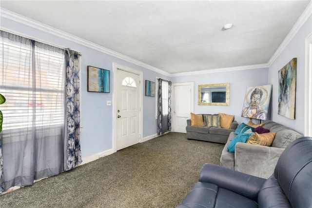 5643 Olive Street, Kansas City, MO 64130