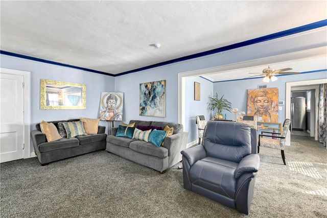 5643 Olive Street, Kansas City, MO 64130