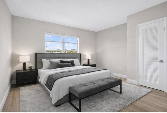 941 Crystal Lake Drive 311, Deerfield Beach, FL 33064