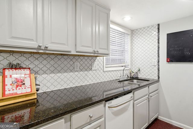 6900 Roswell Road L2, Sandy Springs, GA 30328