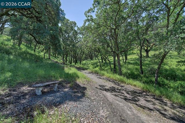 3425 Terra Granada Dr 2B, Walnut Creek, CA 94595