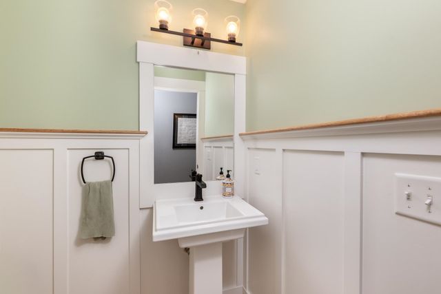 67 Kline Road, Center Harbor, NH 03226