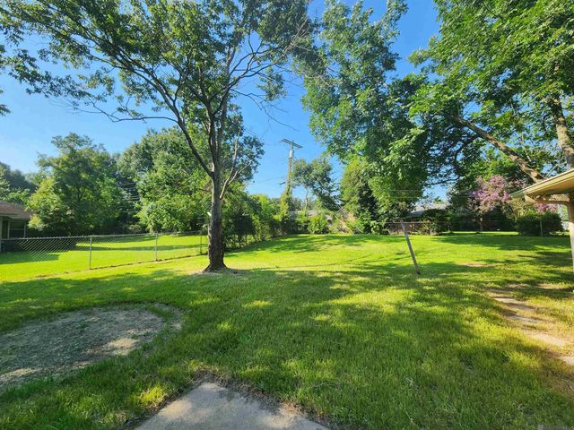 9238 Tasmania Ave, Baton Rouge, LA 70810