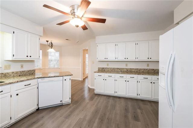 2684 Level Loop RD, Virginia Beach, VA 23456