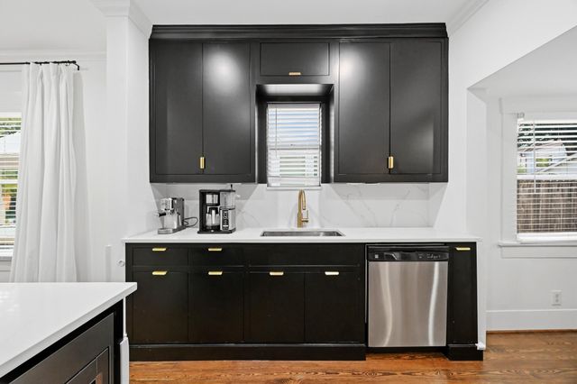 719 E 23rd Street, Houston, TX 77008
