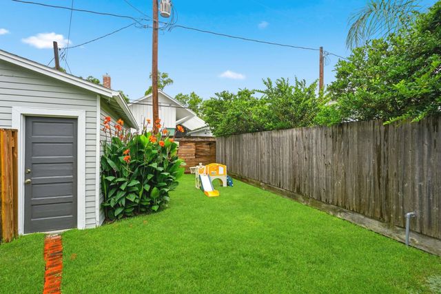 719 E 23rd Street, Houston, TX 77008