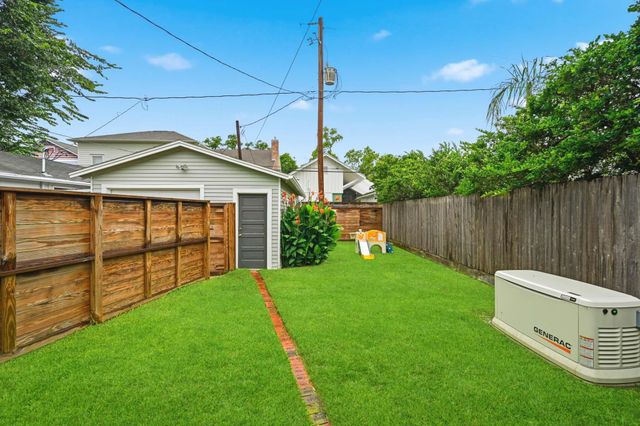 719 E 23rd Street, Houston, TX 77008