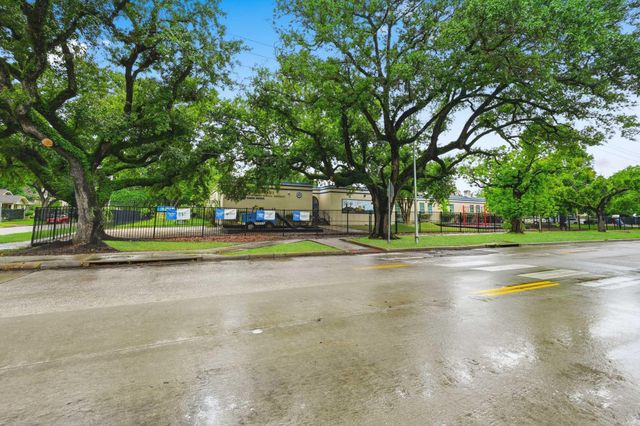 719 E 23rd Street, Houston, TX 77008