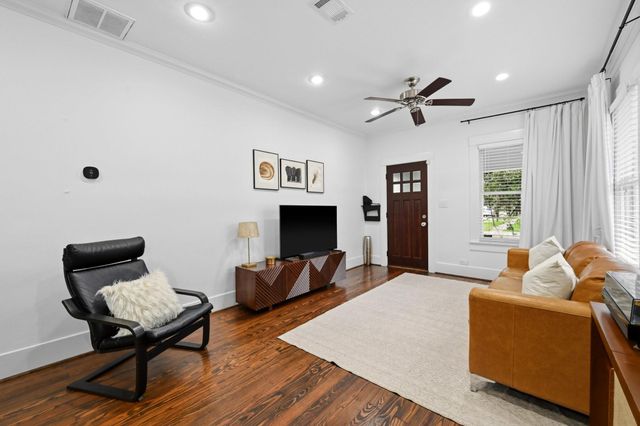 719 E 23rd Street, Houston, TX 77008