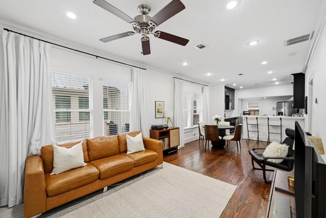 719 E 23rd Street, Houston, TX 77008