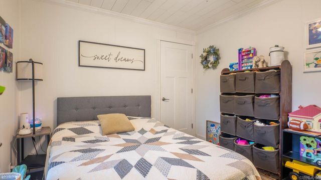 749 State Highway HH, Alton, MO 65606