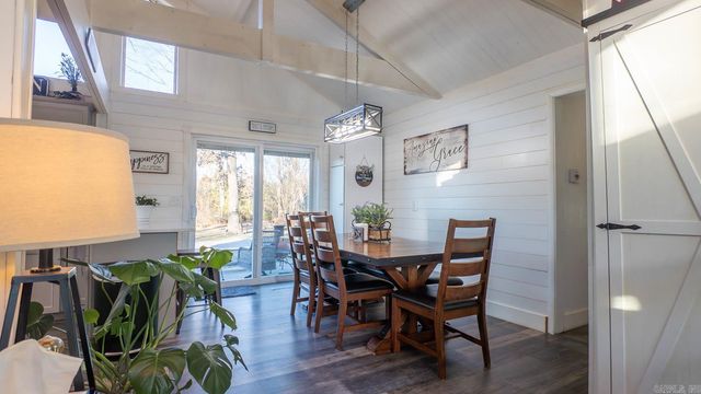 749 State Highway HH, Alton, MO 65606