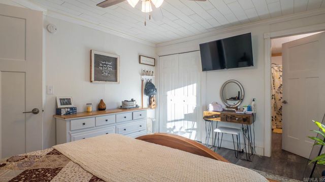 749 State Highway HH, Alton, MO 65606