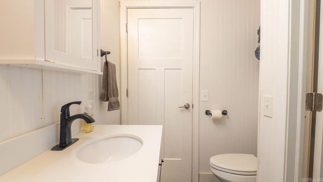 749 State Highway HH, Alton, MO 65606