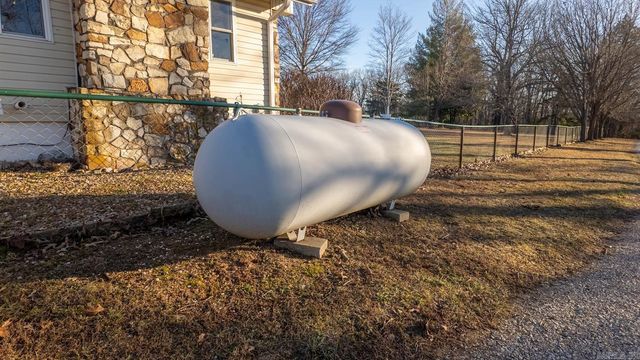 749 State Highway HH, Alton, MO 65606