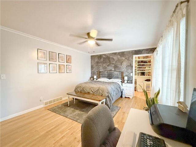 13520 Cypress Avenue, Grandview, MO 64030