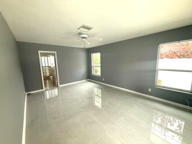 2810 NE 52nd Street, Fort Lauderdale, FL 33308