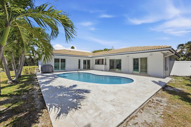 2810 NE 52nd Street, Fort Lauderdale, FL 33308