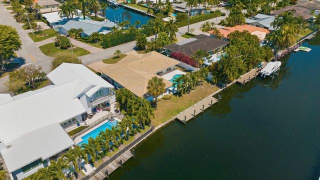 2810 NE 52nd Street, Fort Lauderdale, FL 33308