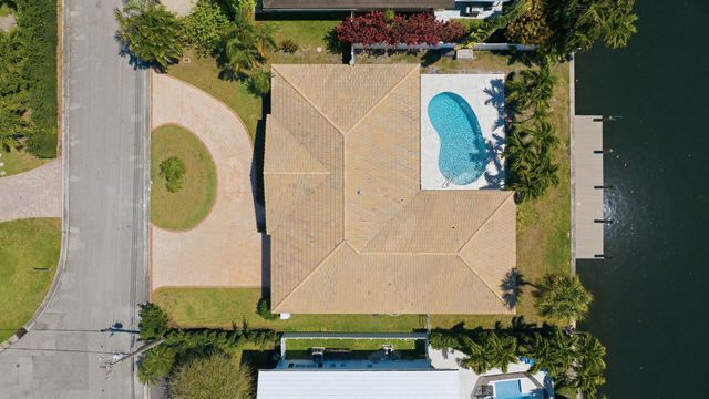 2810 NE 52nd Street, Fort Lauderdale, FL 33308