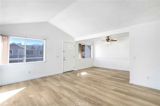 713 Walnut Drive 17, Lake Elsinore, CA 92530