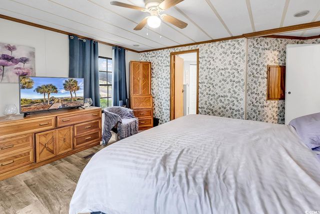 761 Garden Lakes Rd., Garden City Beach, SC 29576