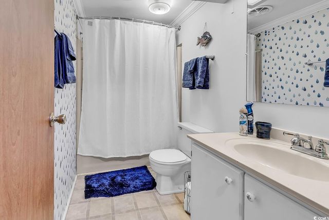 761 Garden Lakes Rd., Garden City Beach, SC 29576