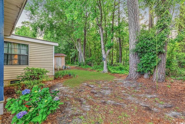 761 Garden Lakes Rd., Garden City Beach, SC 29576