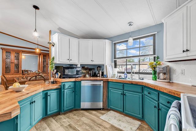 761 Garden Lakes Rd., Garden City Beach, SC 29576