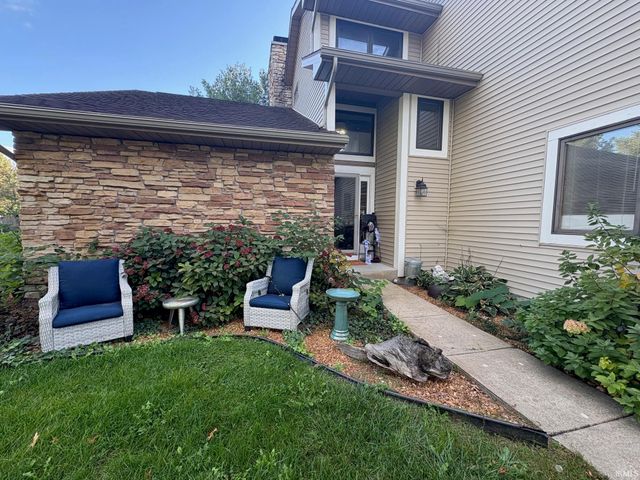 18890 Diamond Pointe Court, South Bend, IN 46614