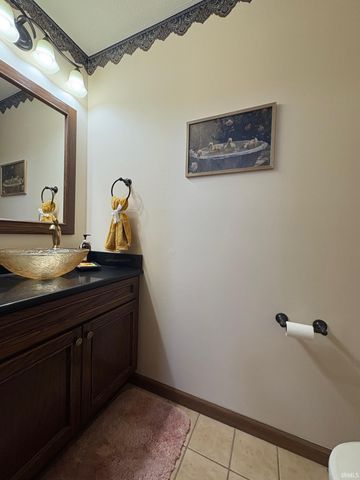 18890 Diamond Pointe Court, South Bend, IN 46614