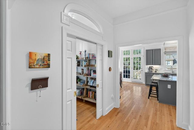 1516 W Markham Avenue, Durham, NC 27705