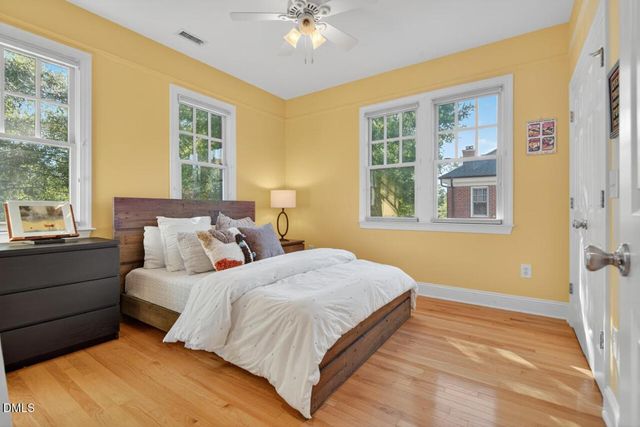 1516 W Markham Avenue, Durham, NC 27705