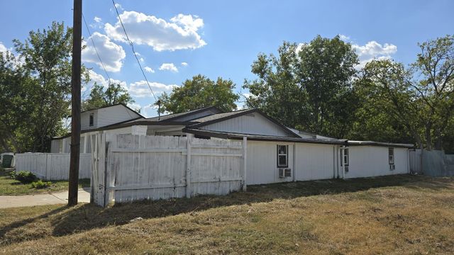 101 S Lockhart ST A, Manor, TX 78653