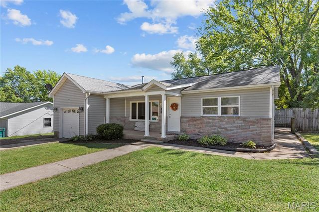 634 Sarah Street, Sullivan, MO 63080