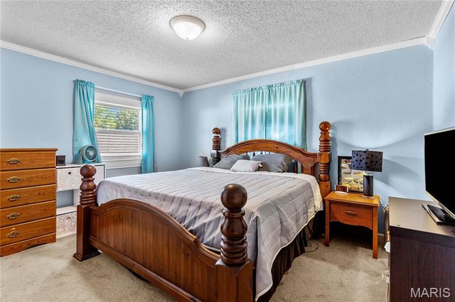 634 Sarah Street, Sullivan, MO 63080