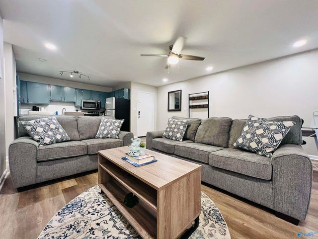 6612 Willow Pointe Drive NW A, Huntsville, AL 35806